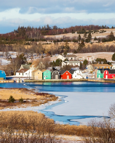 French River, village, winter