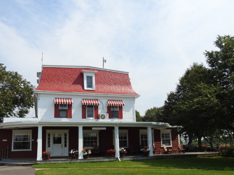 Penzie's Bistro at Shaw's Hotel