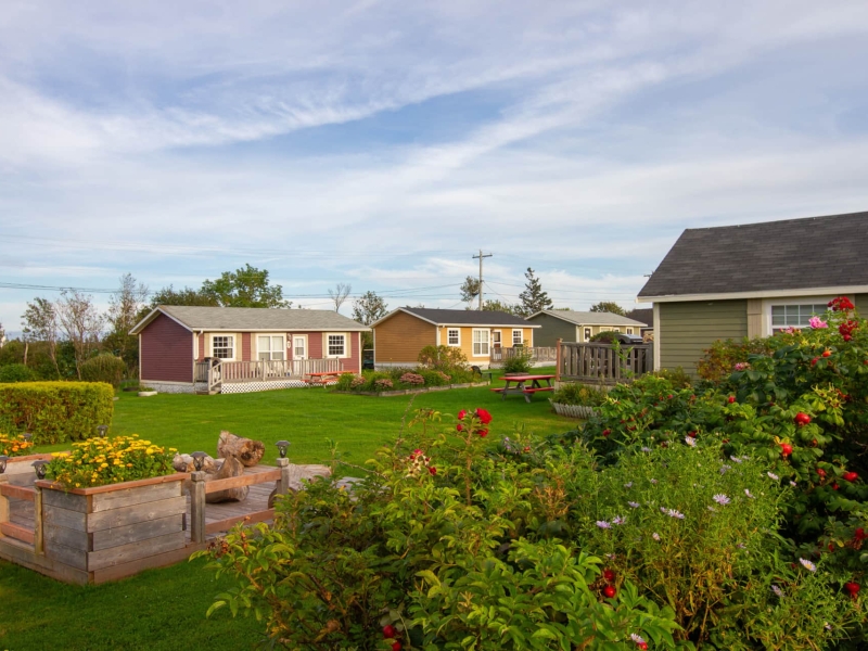 Gardens at Avonlea Cottages in foreground and numerous cottages in backgound